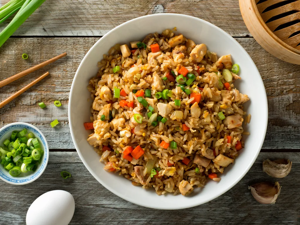 Riz sauté aux légumes
